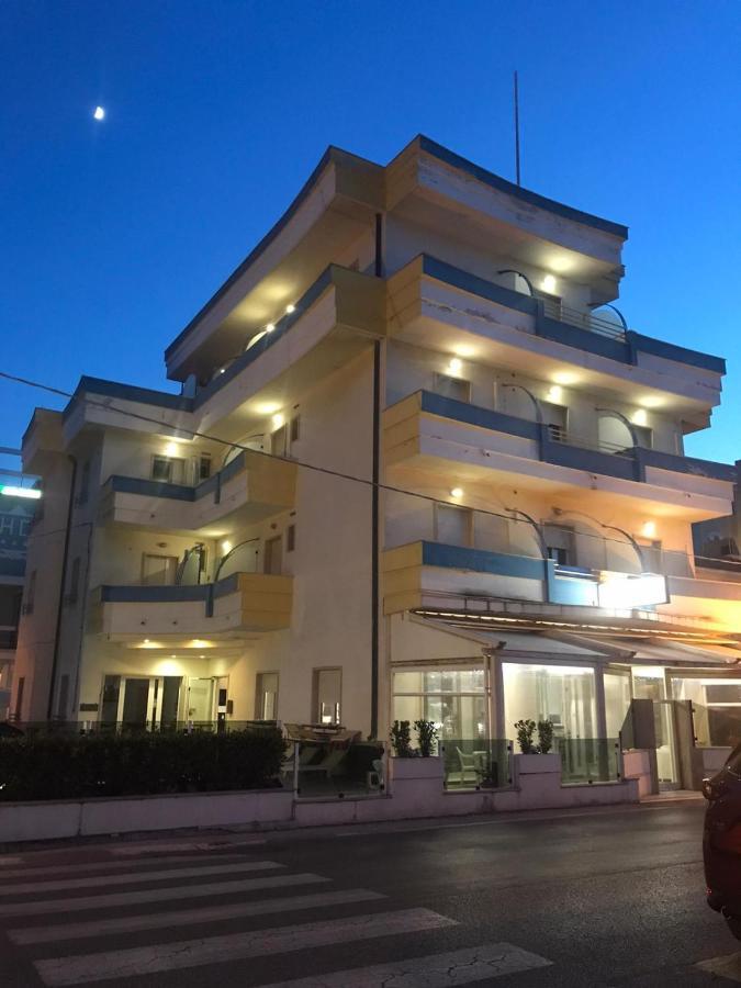 Hotel Costazzurra By Interlux Rimini Exteriör bild